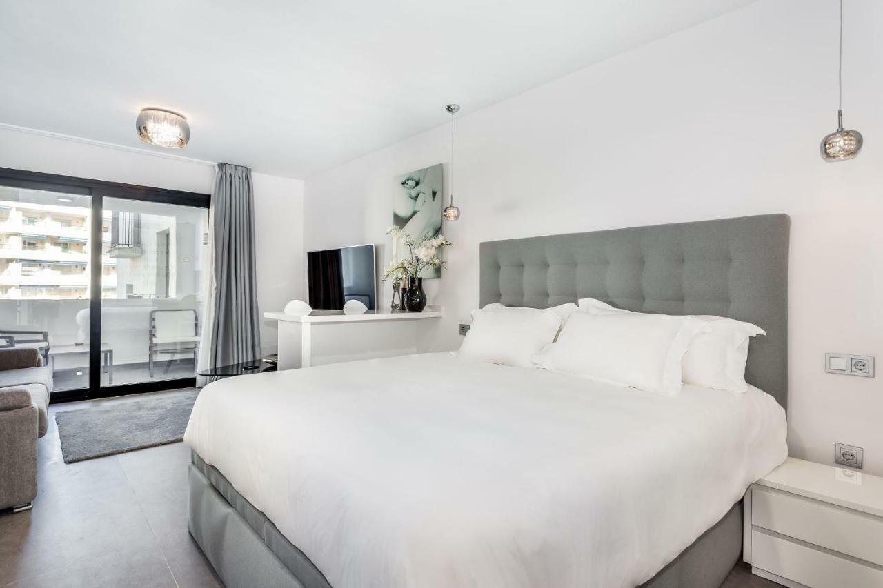 By Riva - Outstanding, Contemporary Studio In Puerto Banus Gardens 마르베야 외부 사진