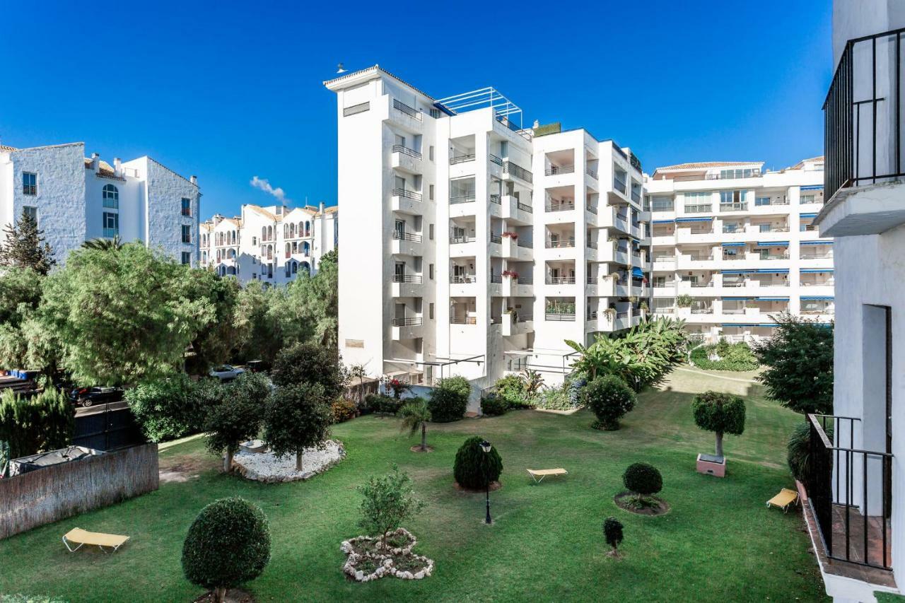 By Riva - Outstanding, Contemporary Studio In Puerto Banus Gardens 마르베야 외부 사진